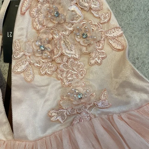 Blush Pink Long Tulle & Lace Dress - Picture 4 of 9